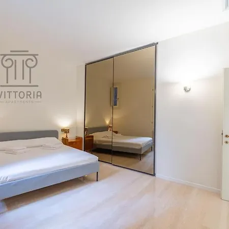 Vittoria Contra Giampietro De Proti Apartamento